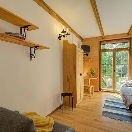 Ustronie 무스지나